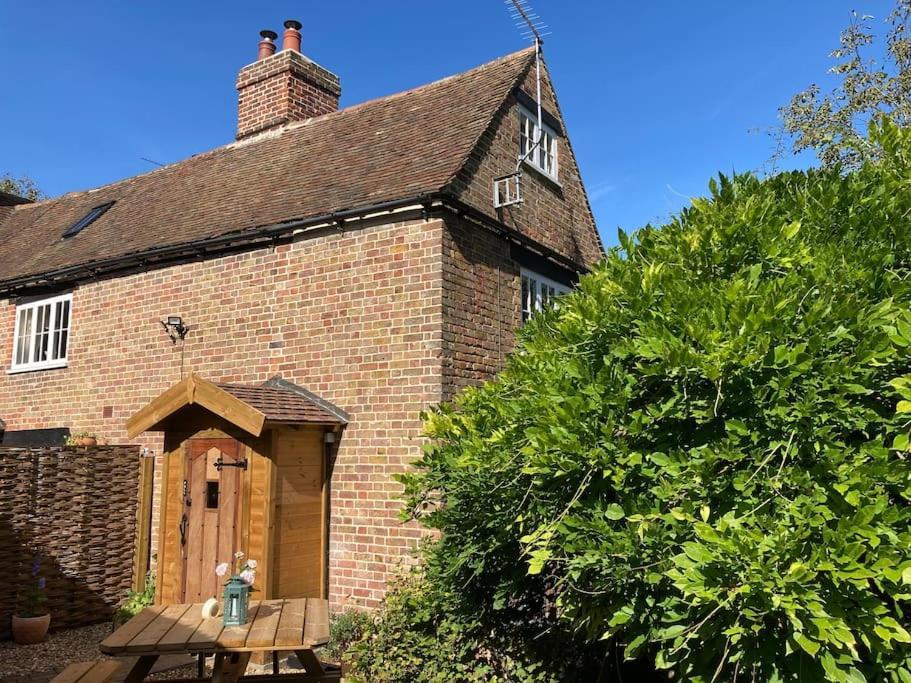 Beautiful 500 Year Old Listed Kentish Cottage Wingham Екстер'єр фото